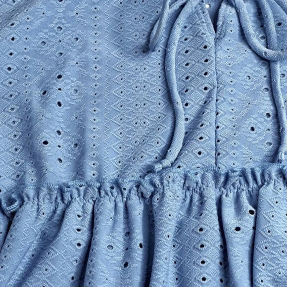 Altar'd State Blue Eyelet Blouse Ruffle‎ Detail Size Small lc112 - Picture 4 of 5